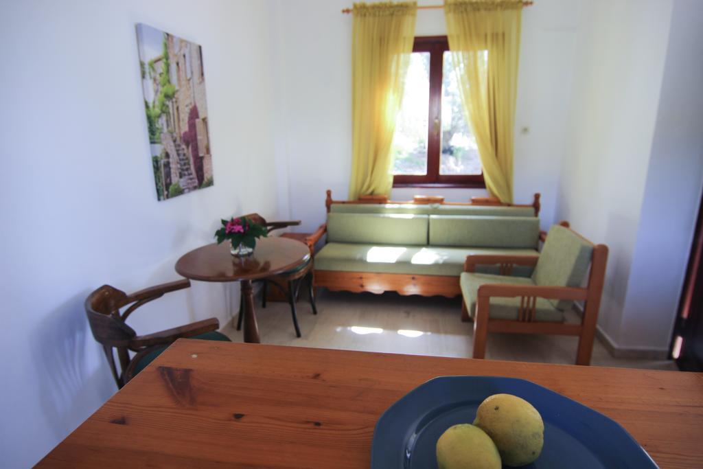 Eleonas Apartment *